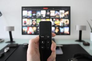 Belanja Iklan TV 'Tak Selamatkan' PSI-Perindo-Hanura