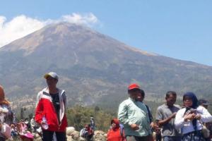 Antisipasi Cuaca Ekstrem, Pendakian ke Gunung Sumbing dan Sindoro Ditutup