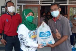 100 PKL di Grobogan Dapat Bantuan Sembako dari Indomaret