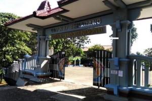 Ratusan Siswa SMPN 17 Kota Semarang Divaksin Covid-19