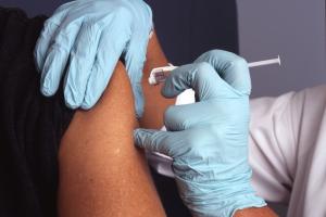 Komnas KIPI: Belum Ada Kasus Meninggal yang Disebabkan Vaksinasi Covid-19
