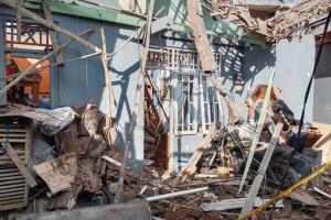 Pemkab Magelang Bersihkan Puing Rumah Terdampak Ledakan Petasan di Kecamatan Kaliangkrik