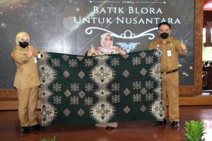 Jadi Bahan Seragam ASN, 35 Perajin Lokal Blora Produksi Batik Motif Jati Lestari