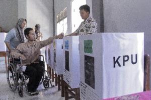 Fasilitasi Disabilitas, KPU Temanggung Siapkan Kursi Roda hingga Kruk di Tiap TPS 