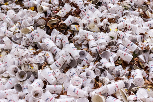 Greenpeace: Plastik Sekali Pakai Jadi Polusi Masa Depan