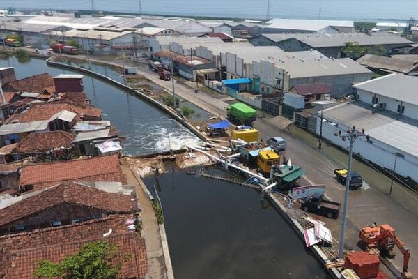 Pemkot Semarang Tutup 3 Muara Sungai