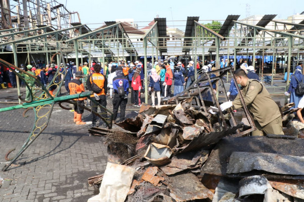 Bangun Pasar Darurat, Pemkot Surakarta Ajukan Tenda Tambahan