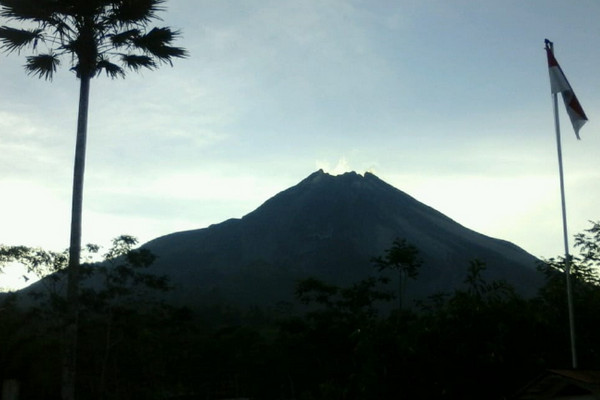 Kubah Lava Baru Merapi Masih Tumbuh