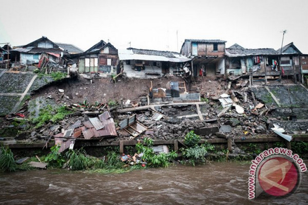 Sebanyak 23.140 Warga Yogyakarta Terancam Longsor-Banjir