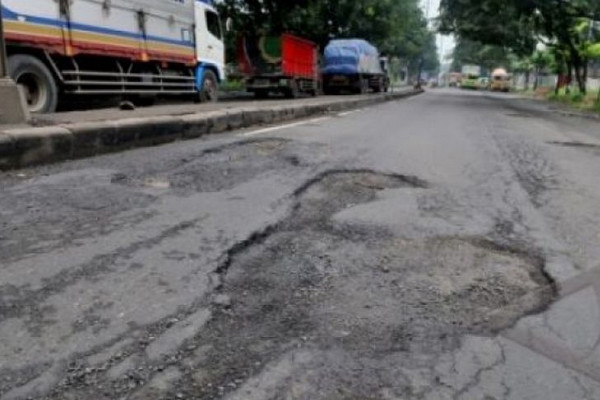 Brebes Akan Perbaiki 30 Kilometer Jalan Rusak