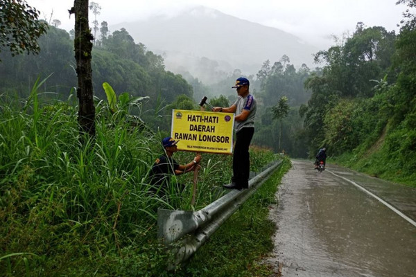 Waspadai Jalur Rawan Longsor di Banjarnegara