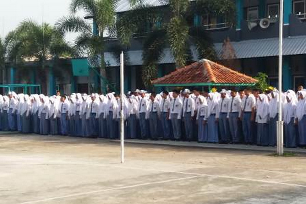 Tiru Jatim, Biaya Pendidikan SMA Jateng Akan Gratis