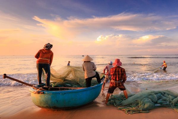 Nelayan Semarang Diimbau Waspadai Cuaca Ekstrem
