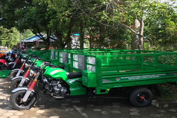 KLHK Sumbang 35 Motor Pengangkut Sampah ke 3 Kabupaten di Jateng