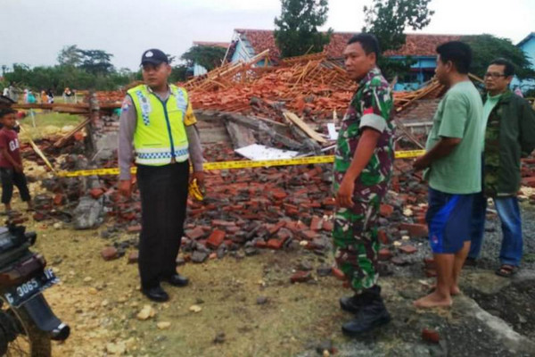 Pembangunan Kelas SMKN 2 Songgom Asal-asalan