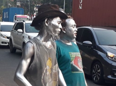 ‘Manusia Silver’ Menjamur, Pemkot Semarang Kaji Ulang Model Pembinaan 