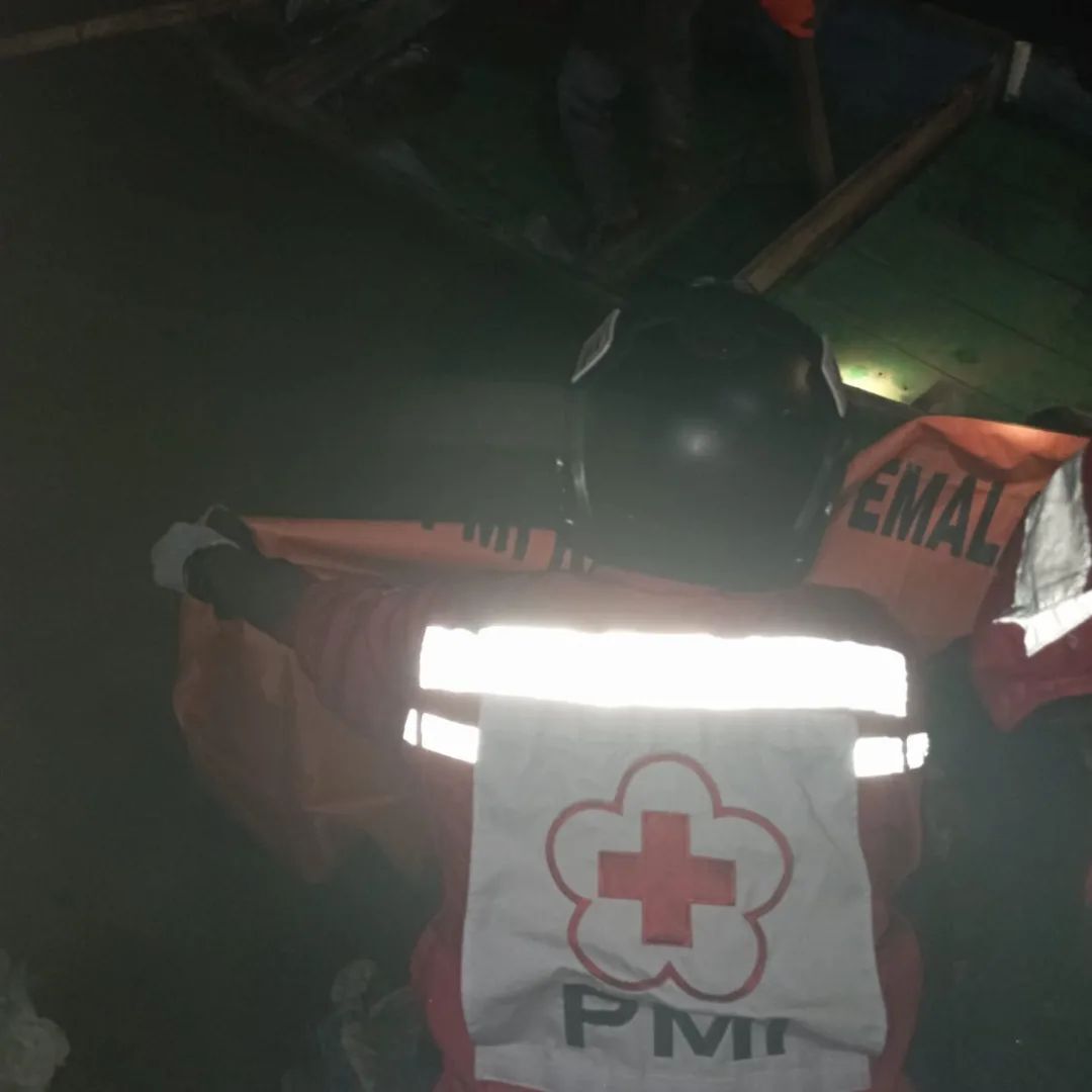 BPBD Pemalang Evakuasi Korban Hanyut di Sungai Comal
