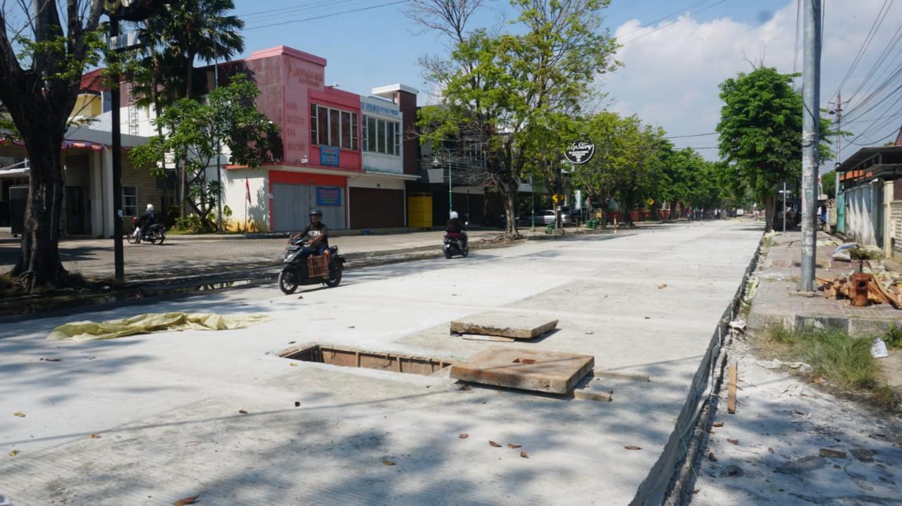 Progres Peninggian Jalan WR Supratman Kota Pekalongan Capai 40 Persen