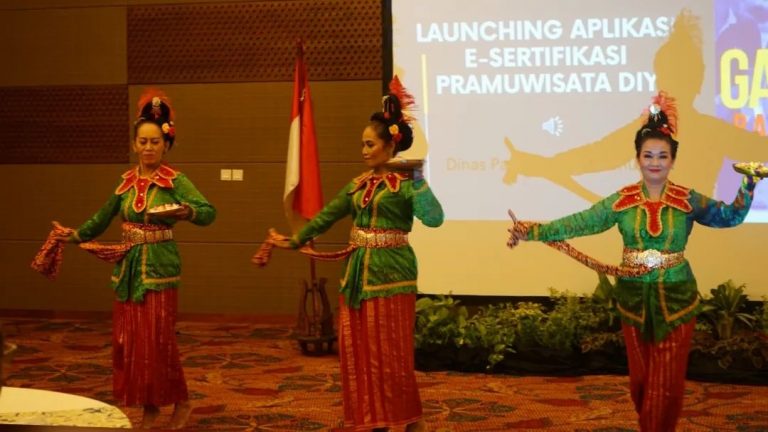 Perkuat Kompetensi Pramuwisata, Dispar DIY Luncurkan Aplikasi E-Sertifikasi Khusus