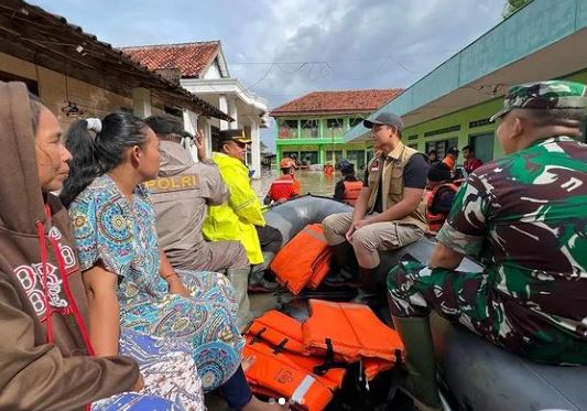 BPBD Kendal Kerahkan Tim Tangani Banjir di Gedung RSUD Soewondo