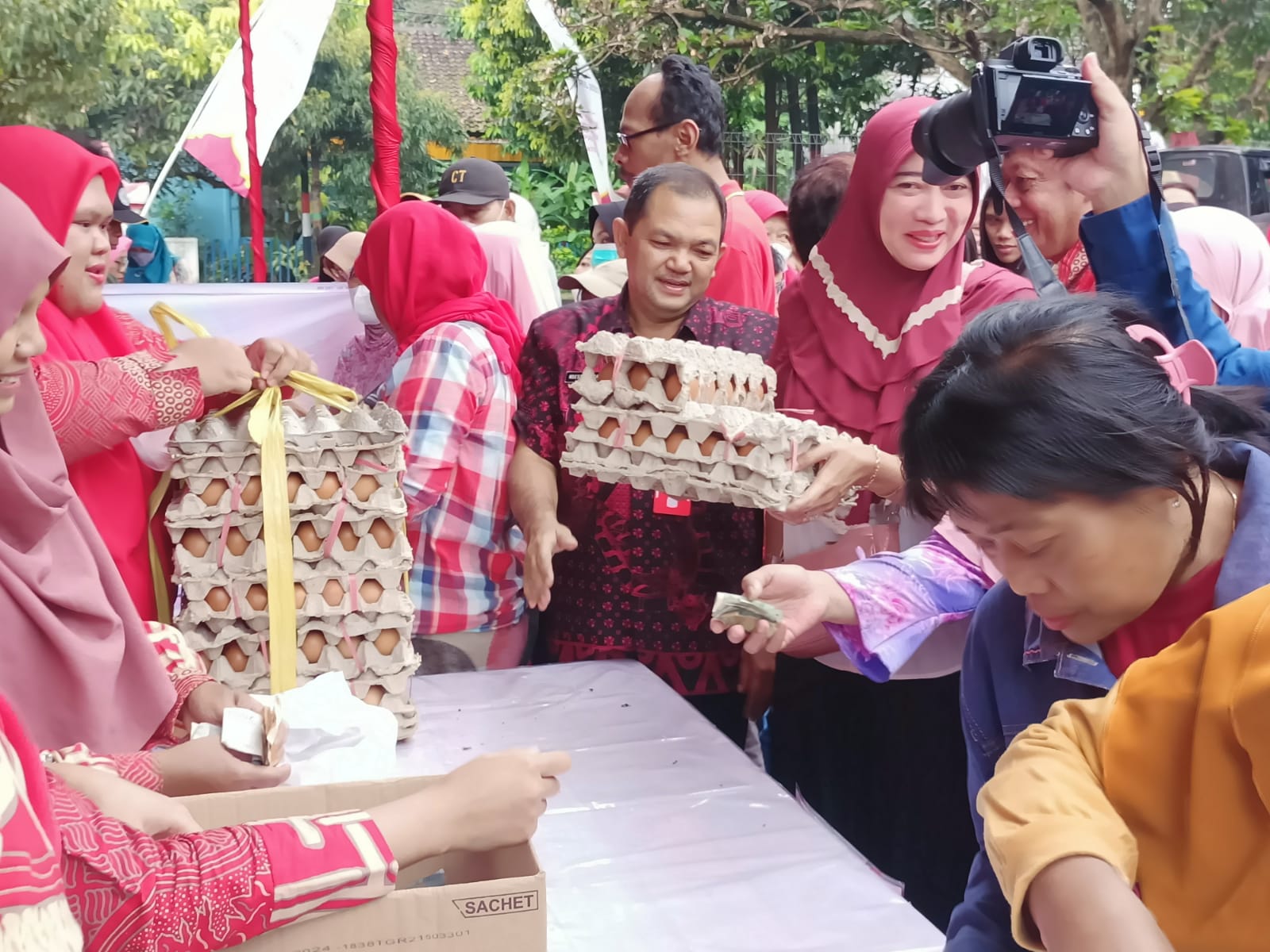 Stabilkan Harga Bahan Pokok, Pemkab Semarang Gelar Bazar Pangan Murah