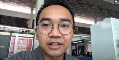 YouTuber Review Pesawat, Sharing Layanan Maskapai Domestik hingga Internasional