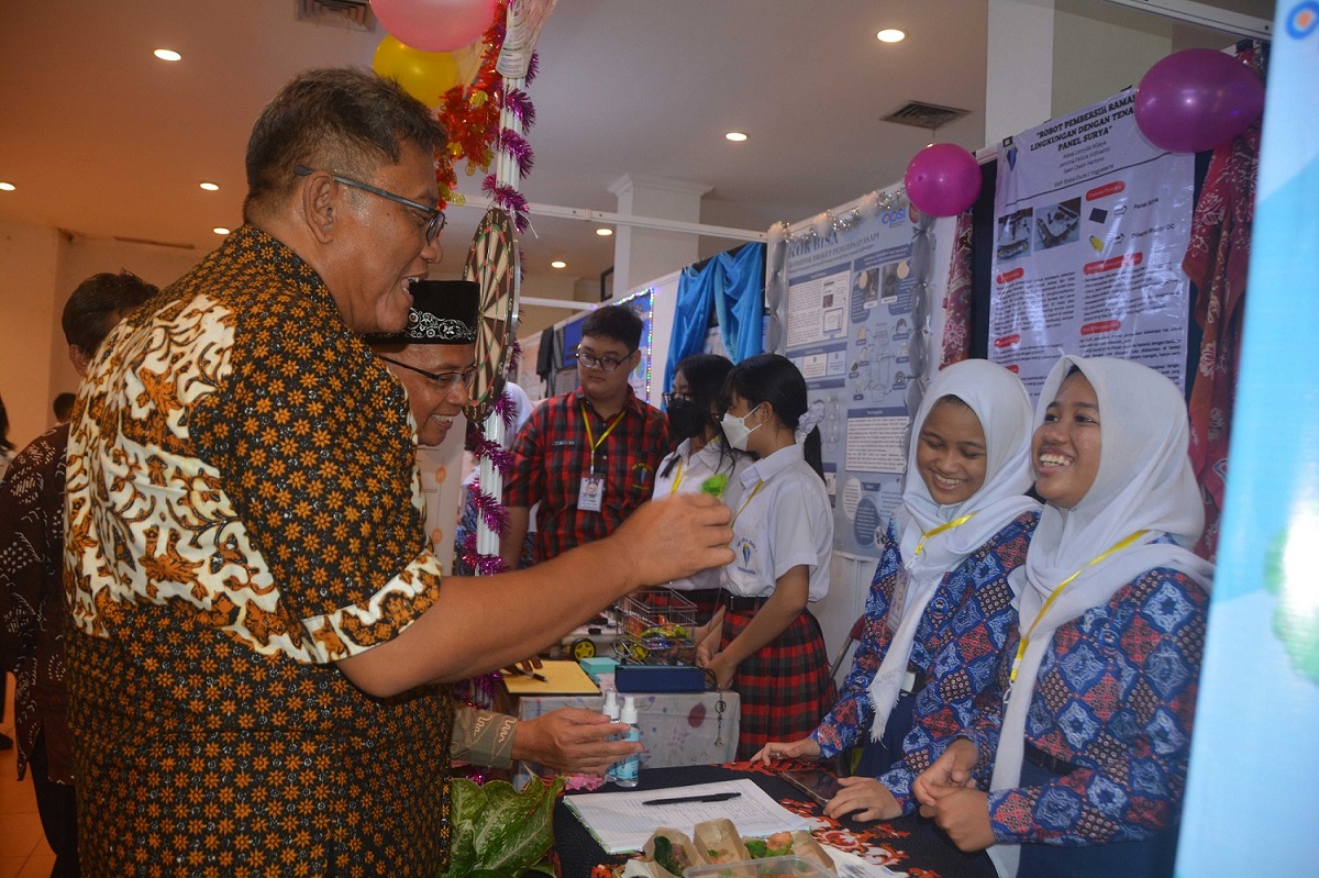 Tingkatkan Mutu Pembelajaran, Disdikpora Kota Yogyakarta Gelar Pameran Olimpiade Penelitian Siswa Indonesia