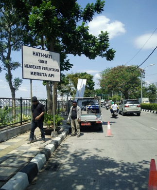 Pemkot Semarang Pertegas Larangan Truk Lewat di Perlintasan Madukoro